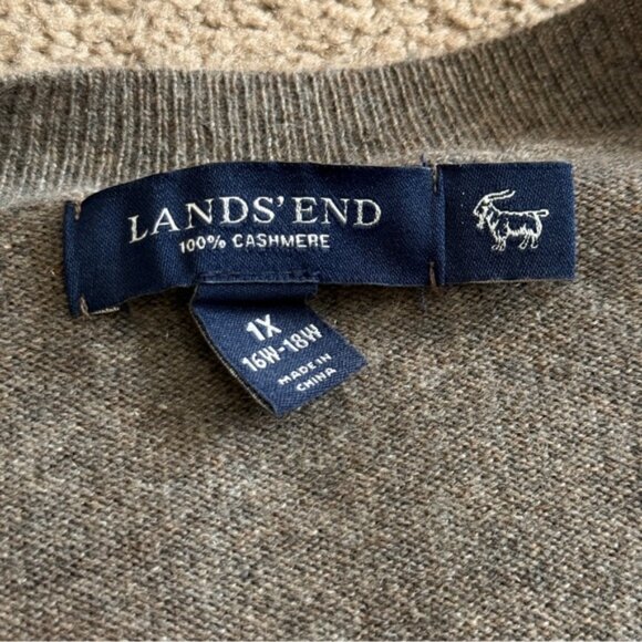 Lands' End 100 % Cashmere Cardigan Sweater Sz 1X 16W - 18W Fall Cozy Preppy - Picture 4 of 8